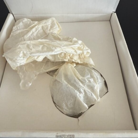 LALIQUE CLAIREFONTAINE FLACON PERFUME BOTTLE * NEW IN BOX - Picture 4 of 9